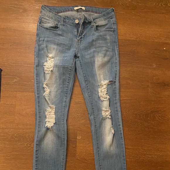 Women’s Blue Jeans - Picture 1 of 2